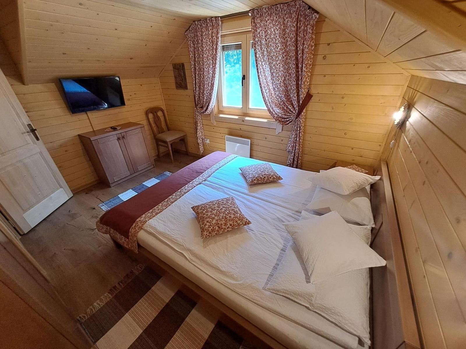 Nagy Lak Villa Sub Cetate Luaran gambar